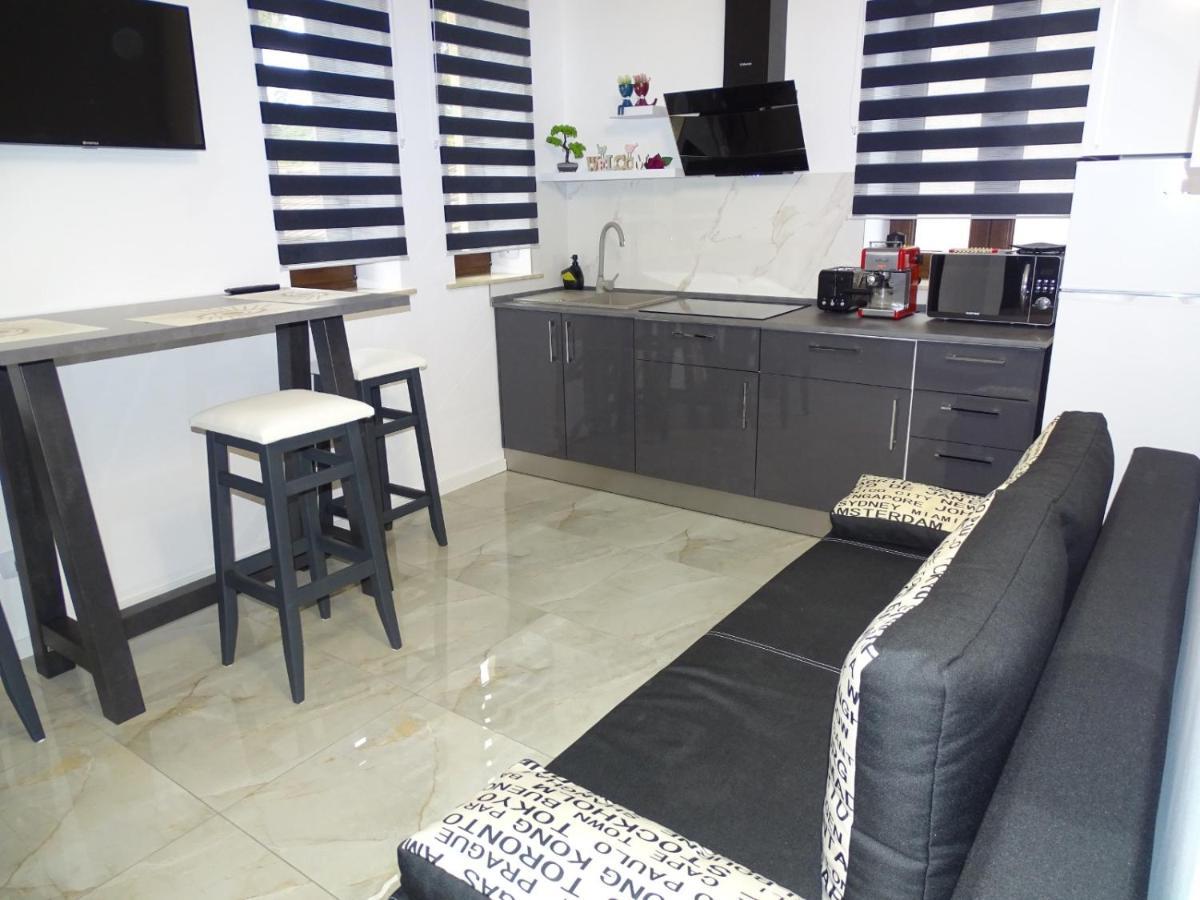 Water Lily Apartment Studio 2 cu parcare gratuita Oradea Exterior foto